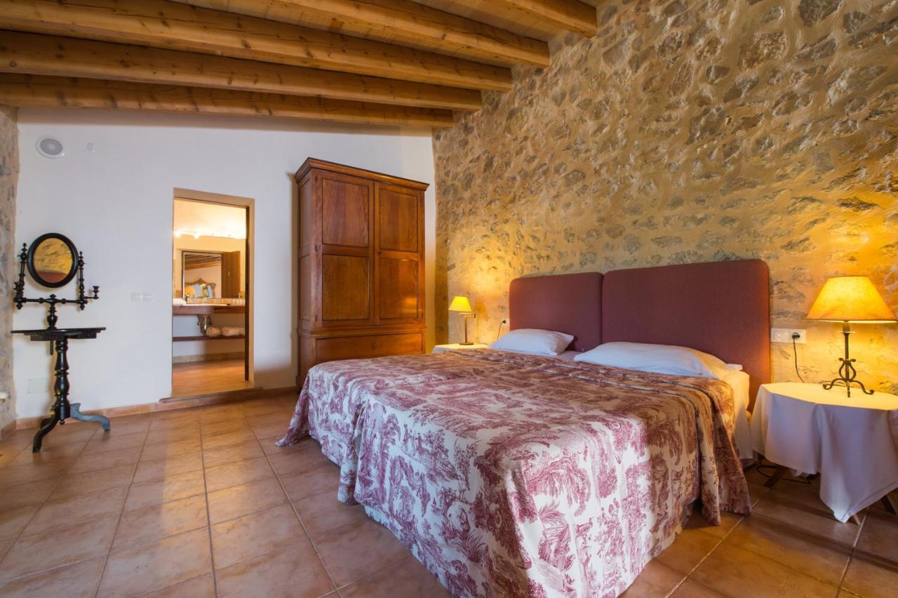 Feliu Casa de camp